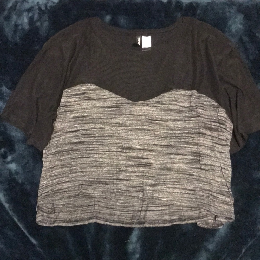 H&M black and grey shirt
